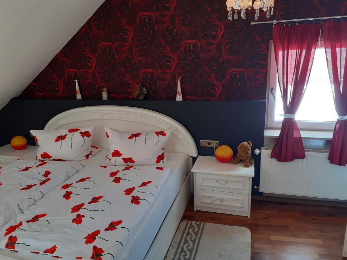 Gemütliche Zimmer Kaisersesch Exterior foto